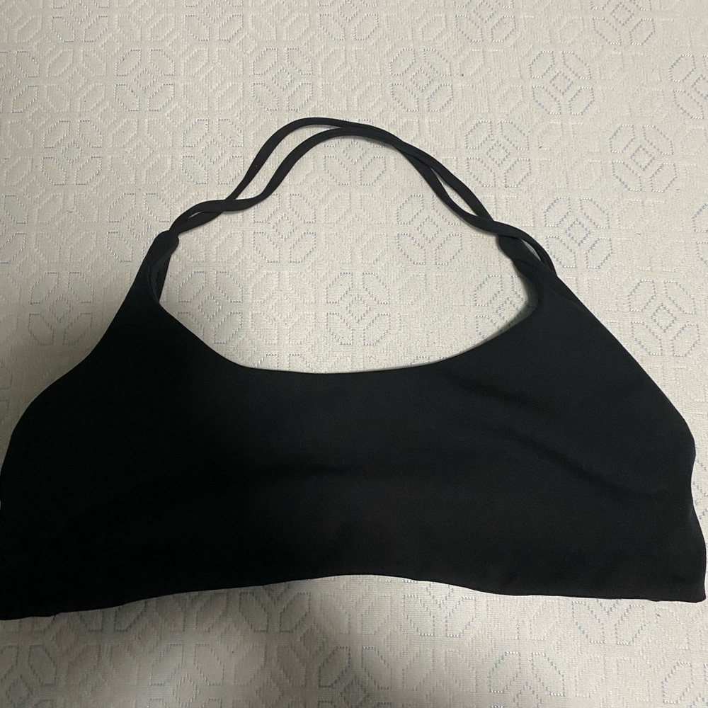 Crop shop boutique strappy sports bra